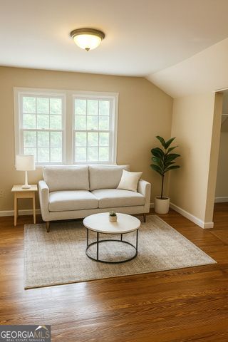 1872 Dunlap Avenue UPSTAIRS, East Point, GA 30344