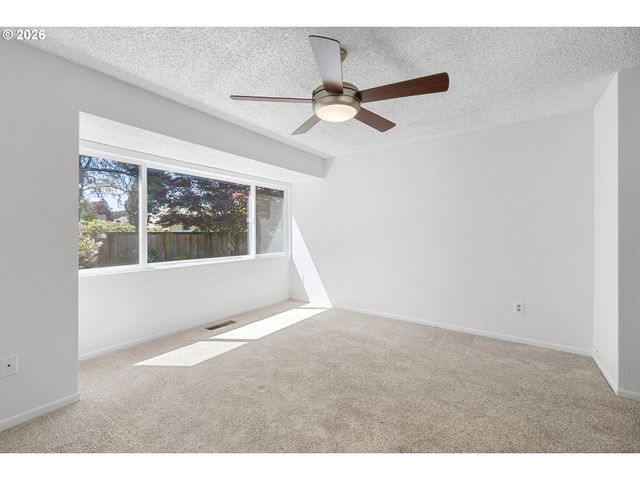 1950 Sw Leewood Dr, Beaverton, OR 97003