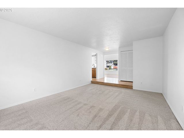 1950 Sw Leewood Dr, Beaverton, OR 97003