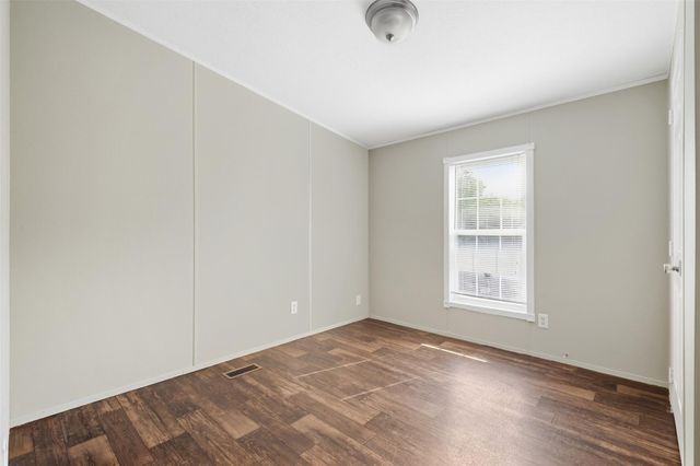 114 Dolphin Harbor N, Baytown, TX 77523