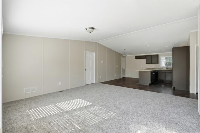 114 Dolphin Harbor N, Baytown, TX 77523