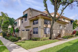 6659 Via Regina 7, Boca Raton, FL 33433