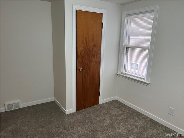 695 Mount Vernon Road, Cheektowaga, NY 14215