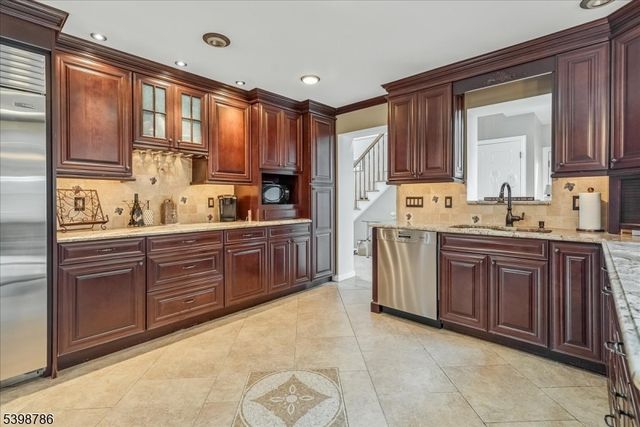 45 Kime Ave, Wayne Twp., NJ 07470