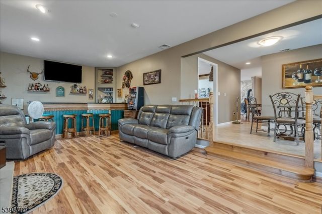 45 Kime Ave, Wayne Twp., NJ 07470