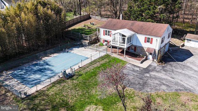 2512 GRANDVIEW RD, Coatesville, PA 19320