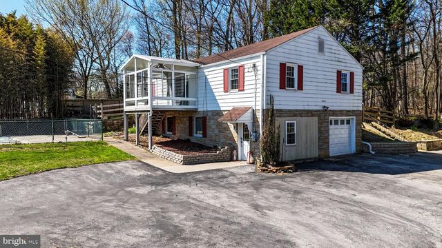 2512 GRANDVIEW RD, Coatesville, PA 19320