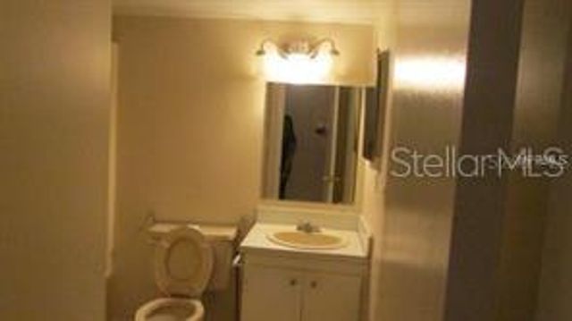 700 E AIRPORT BOULEVARD B6, Sanford, FL 32773