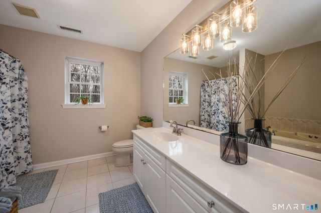 110 Clapboard Hill Road, Guilford, CT 06437