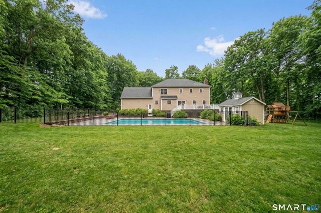 110 Clapboard Hill Road, Guilford, CT 06437
