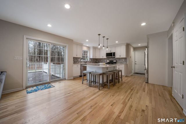 110 Clapboard Hill Road, Guilford, CT 06437