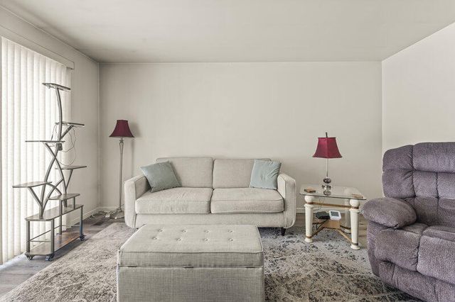 5646 Leisure S Drive, Grand Rapids, MI 49548