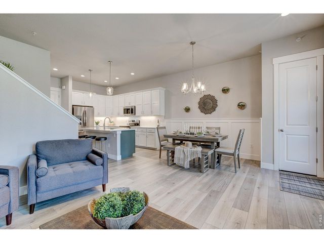 158 High Point Dr, Longmont, CO 80504