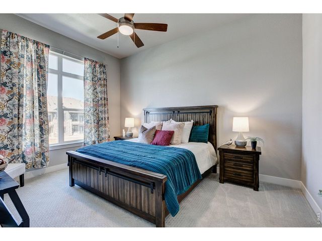 158 High Point Dr, Longmont, CO 80504