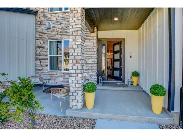 158 High Point Dr, Longmont, CO 80504