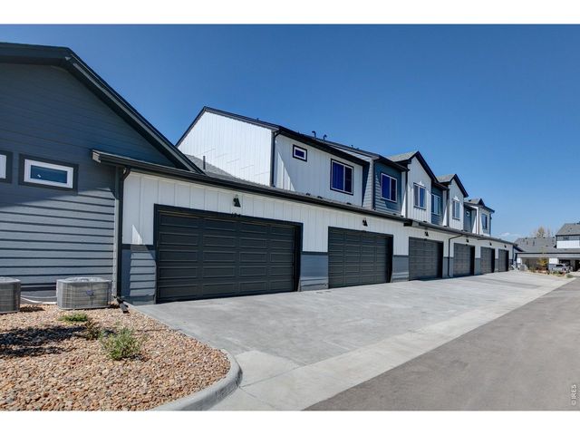 158 High Point Dr, Longmont, CO 80504