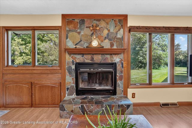 11406 E Wilbur Highway, Eaton Rapids, MI 48827