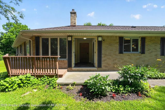 11406 E Wilbur Highway, Eaton Rapids, MI 48827