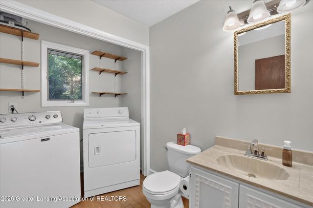 11406 E Wilbur Highway, Eaton Rapids, MI 48827