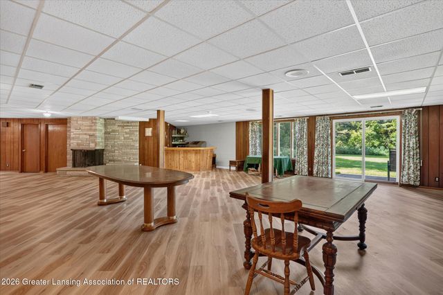 11406 E Wilbur Highway, Eaton Rapids, MI 48827