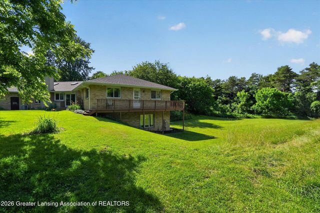 11406 E Wilbur Highway, Eaton Rapids, MI 48827