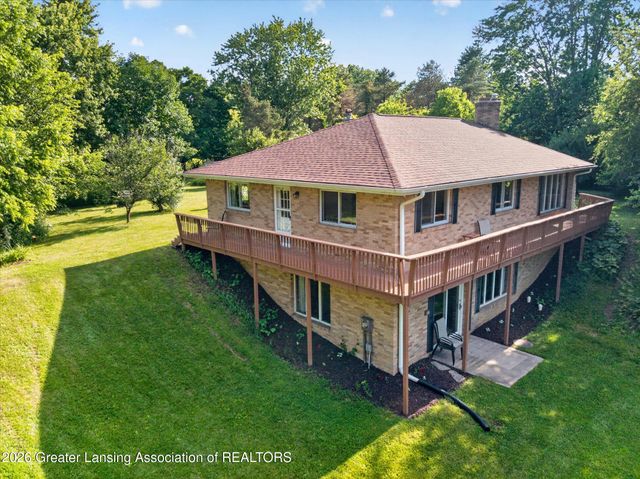 11406 E Wilbur Highway, Eaton Rapids, MI 48827