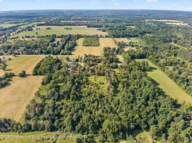 11406 E Wilbur Highway, Eaton Rapids, MI 48827