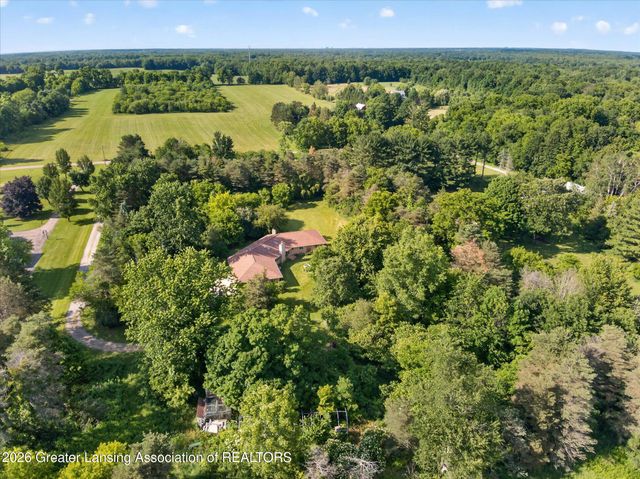 11406 E Wilbur Highway, Eaton Rapids, MI 48827