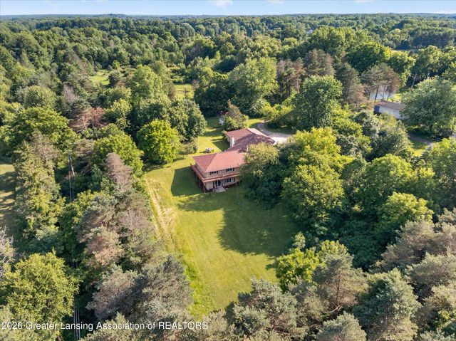 11406 E Wilbur Highway, Eaton Rapids, MI 48827