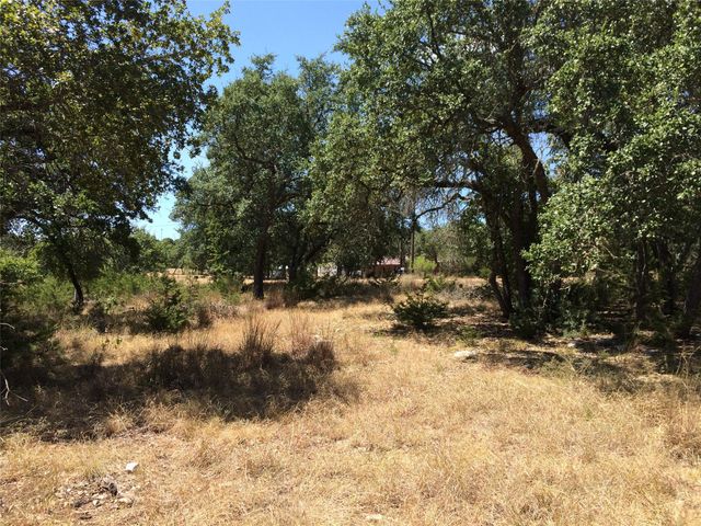 934 Beauchamp RD, Dripping Springs, TX 78620