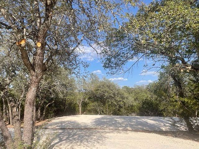 934 Beauchamp RD, Dripping Springs, TX 78620