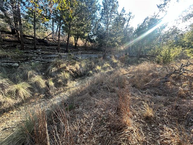 934 Beauchamp RD, Dripping Springs, TX 78620