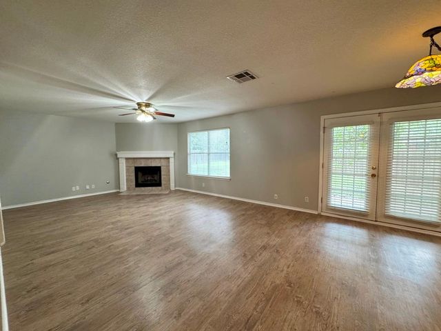 103 Grant CT, Leander, TX 78641