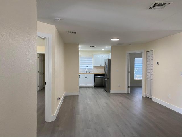176 SW 5th Court, Deerfield Beach, FL 33441