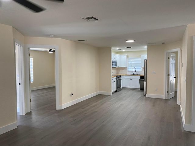 176 SW 5th Court, Deerfield Beach, FL 33441