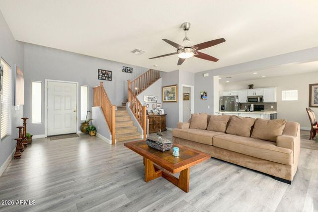 4535 W COTTONTAIL Road, Phoenix, AZ 85086