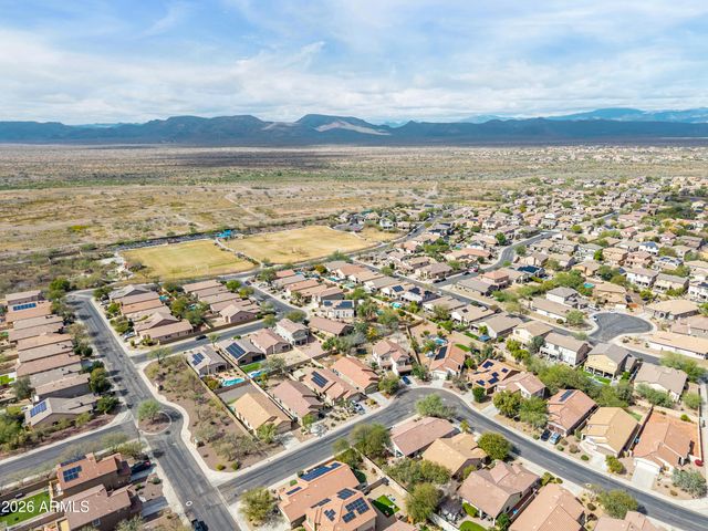 4535 W COTTONTAIL Road, Phoenix, AZ 85086