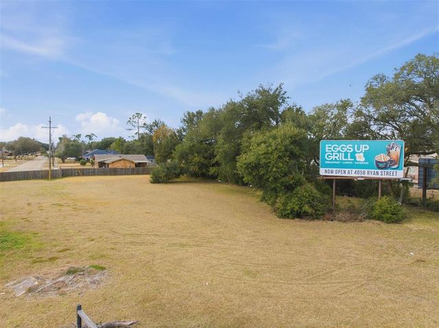 2434-A Gerstner Memorial Drive, Lake Charles, LA 70601