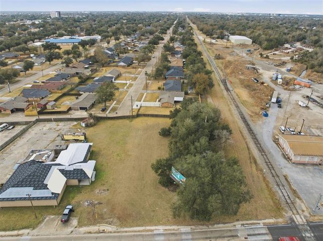 2434-A Gerstner Memorial Drive, Lake Charles, LA 70601