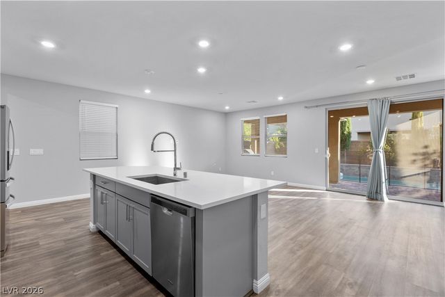 909 Riverlawn Place, Las Vegas, NV 89138