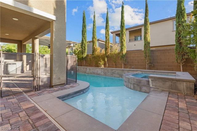 909 Riverlawn Place, Las Vegas, NV 89138
