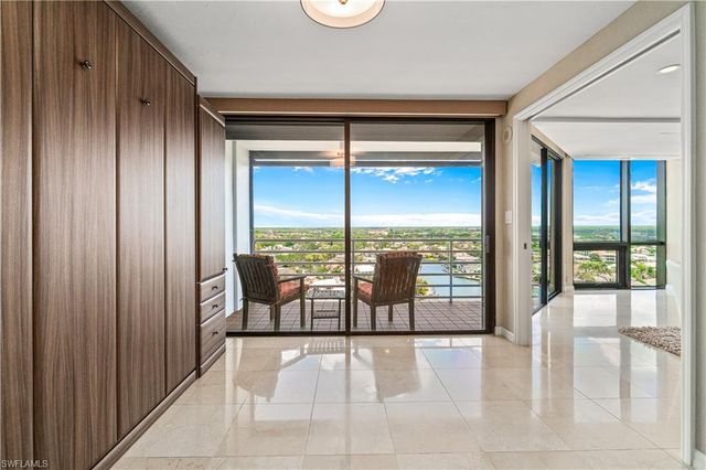4751 Gulf Shore BLVD N PH-03, Naples, FL 34103