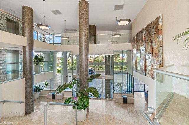 4751 Gulf Shore BLVD N PH-03, Naples, FL 34103
