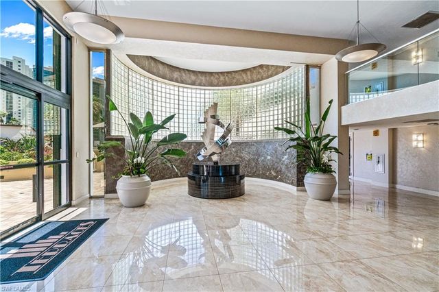 4751 Gulf Shore BLVD N PH-03, Naples, FL 34103