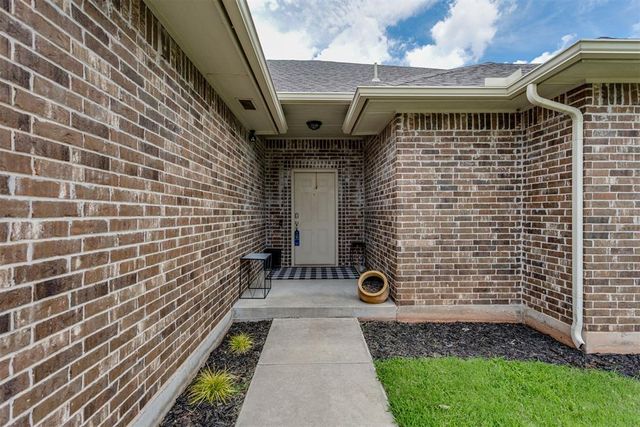 4916 Cinder Drive, Oklahoma City, OK 73135