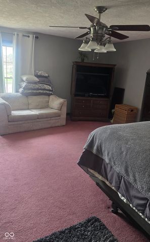5070 Stonespring Way, Anderson, IN 46012