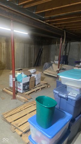 5070 Stonespring Way, Anderson, IN 46012