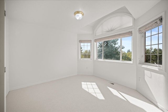 5915 S Dearborn Rd, Spokane, WA 99223