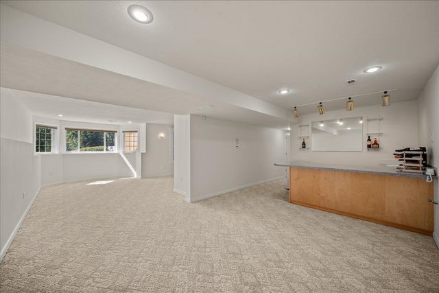 5915 S Dearborn Rd, Spokane, WA 99223