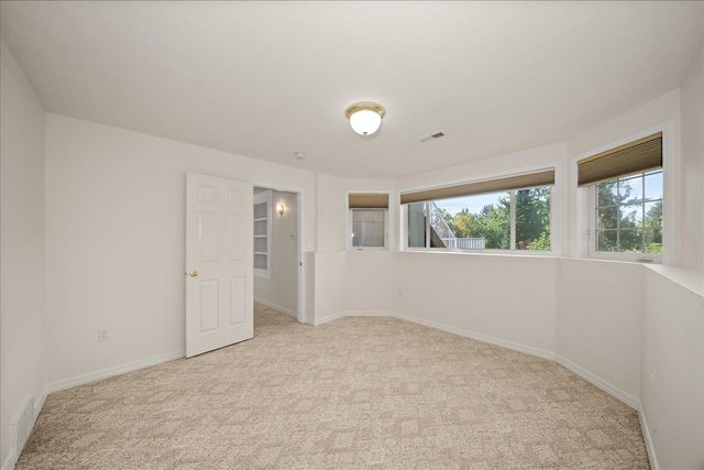 5915 S Dearborn Rd, Spokane, WA 99223